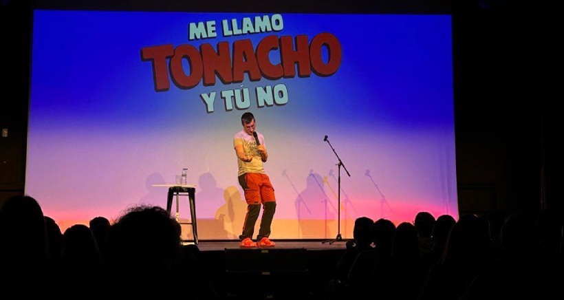 me llamo tonacho y tu no sala negra