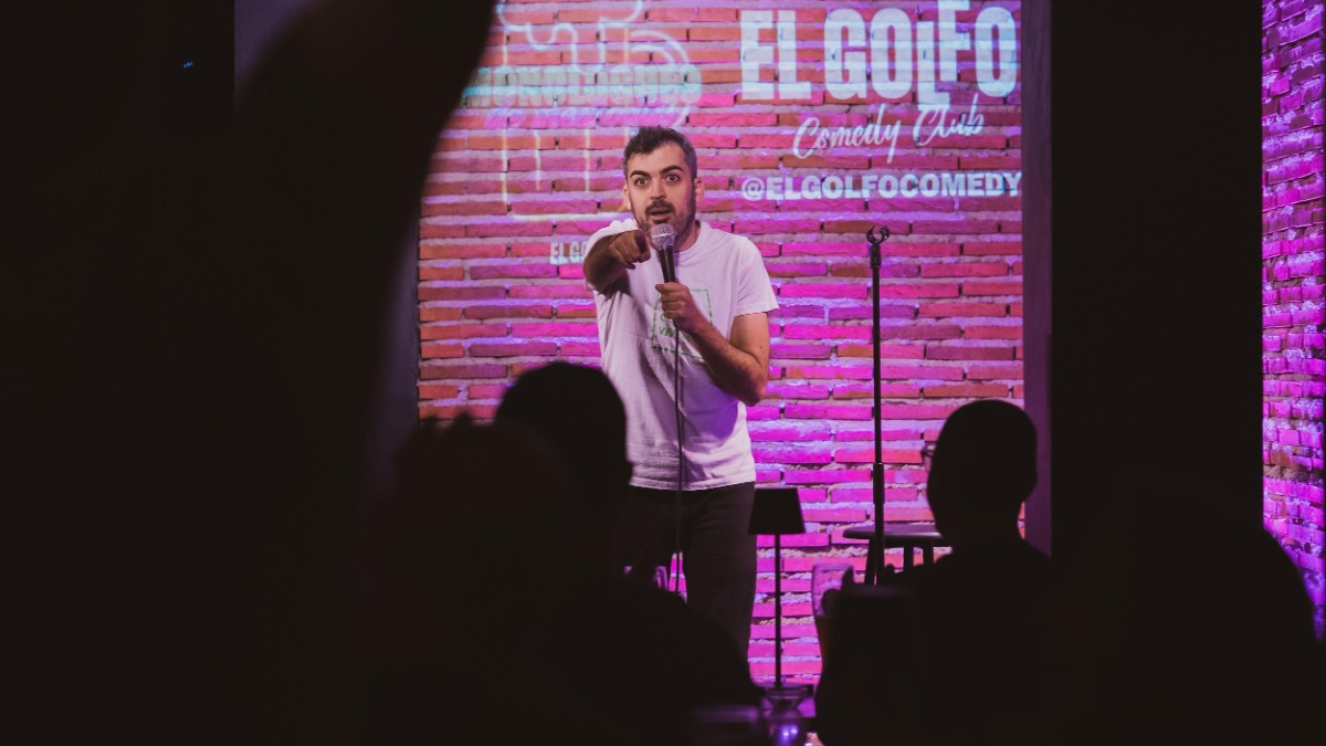 manu partida gafe sala negra